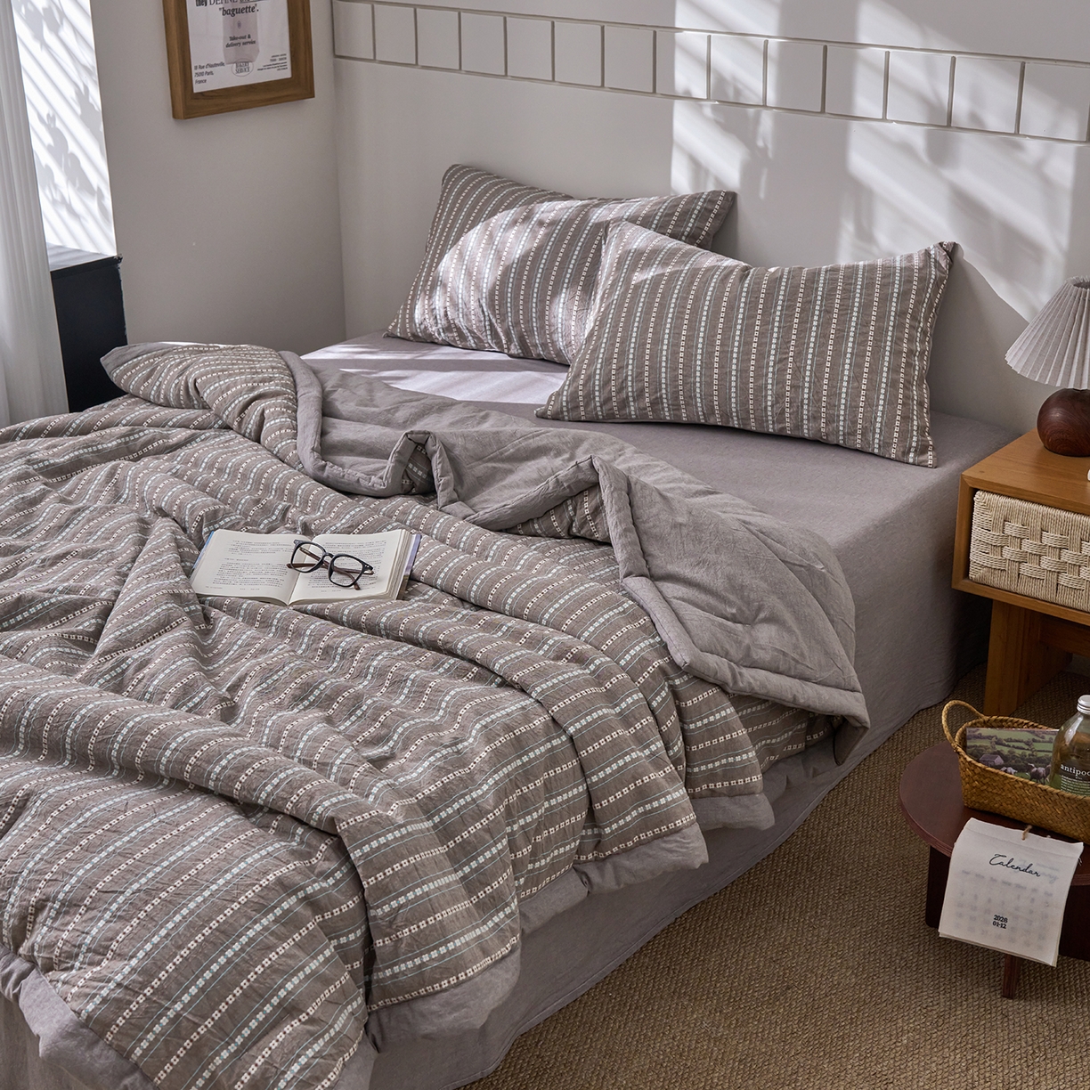 91家纺网 家纺一手货源 找家纺 被窝家纺 2026新款全棉色织提花夏被夏凉被空调被四件套-莫奈花园 莫奈花园-灰