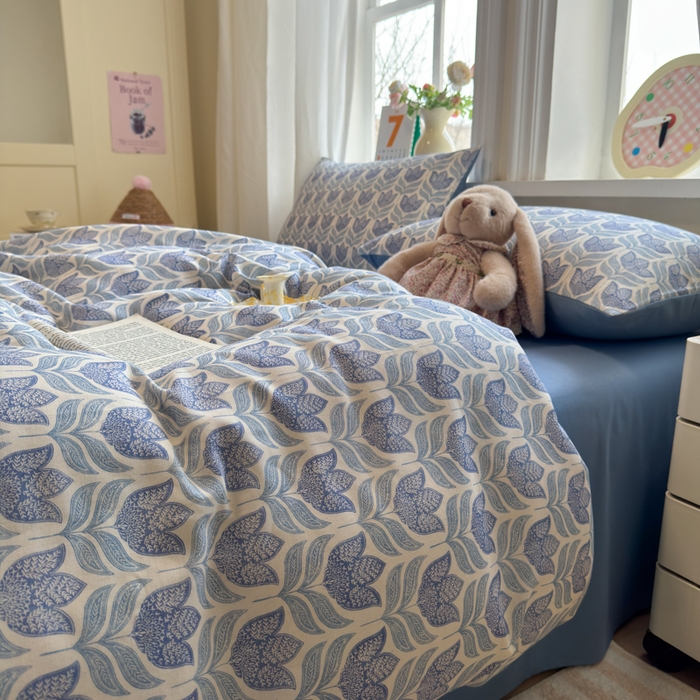 91家纺网 家纺一手货源 找家纺 如意朵 2026新款全棉棉麻印花四件套 蓝郁