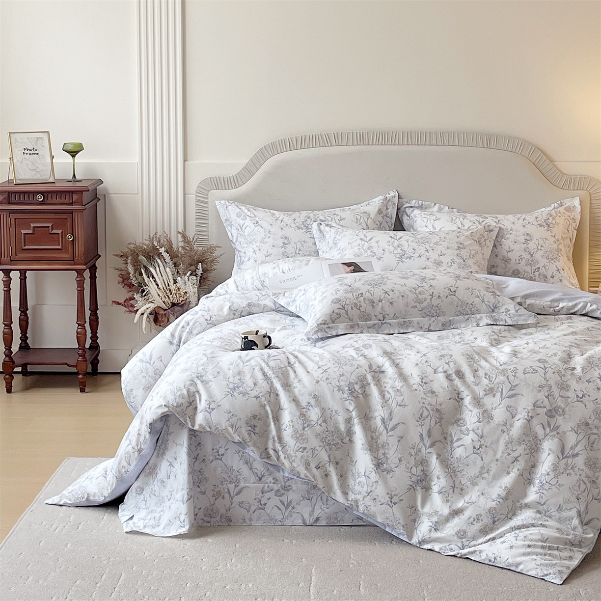 91家纺网 家纺一手货源 找家纺 宝齐莱家纺 2026新款全棉纯棉13372印花四件套 浮光花影