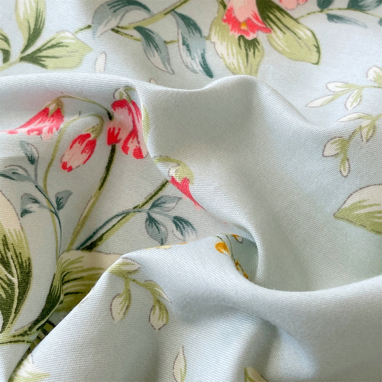 91家纺网 家纺一手货源 找家纺 宝齐莱家纺 2026新款全棉纯棉13372印花四件套 午后花园