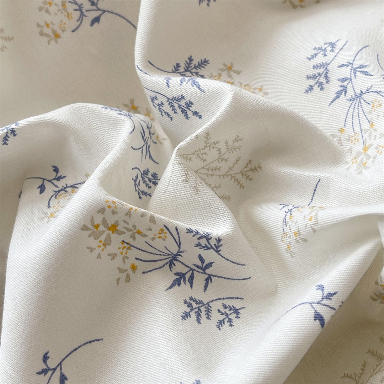 91家纺网 家纺一手货源 找家纺 宝齐莱家纺 2026新款全棉纯棉13372印花四件套 左岸晨雾