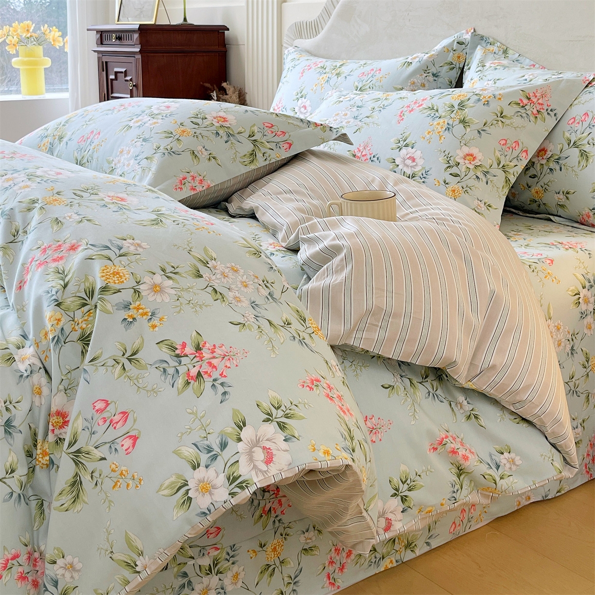 91家纺网 家纺一手货源 找家纺 宝齐莱家纺 2026新款全棉纯棉13372印花四件套 午后花园