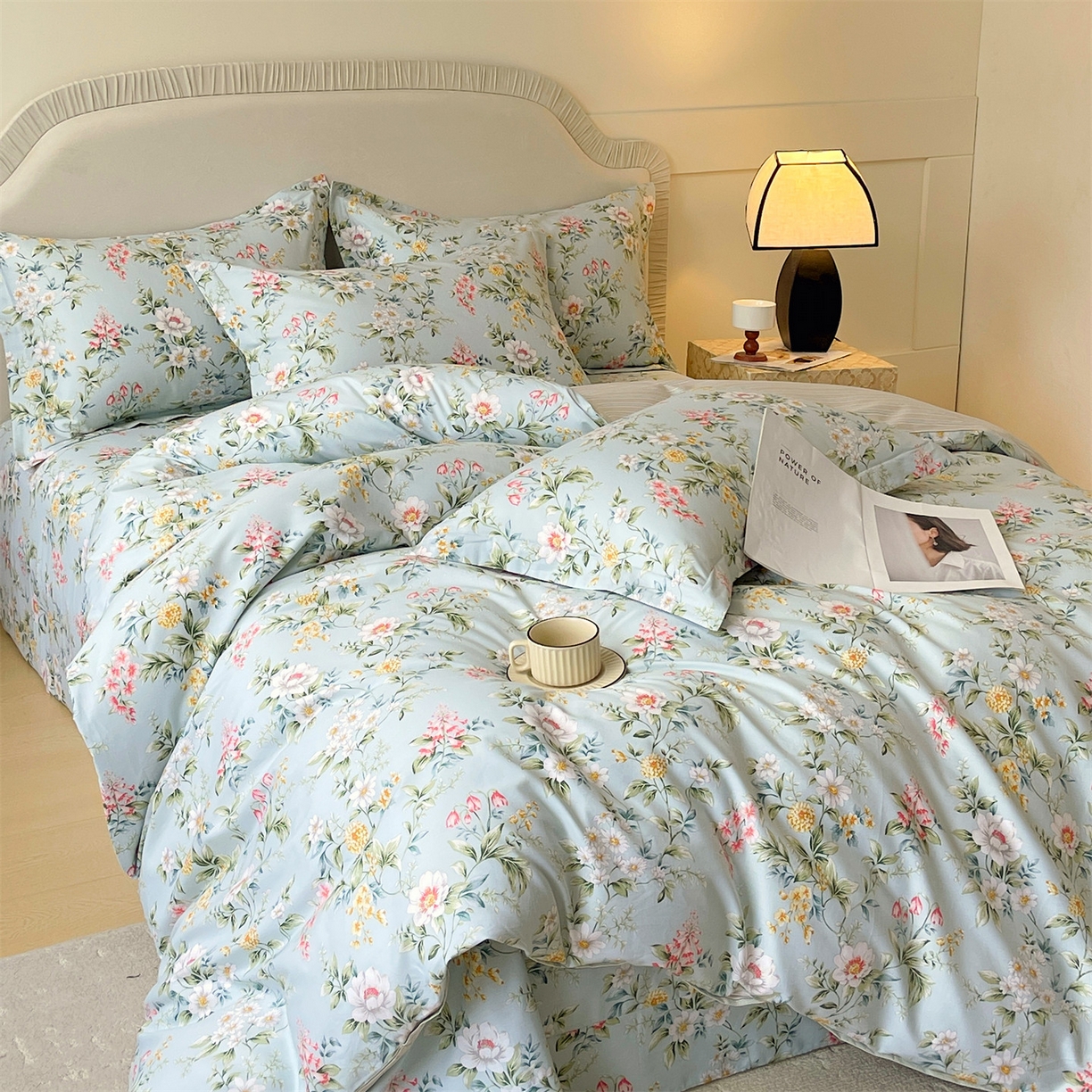 91家纺网 家纺一手货源 找家纺 宝齐莱家纺 2026新款全棉纯棉13372印花四件套 午后花园