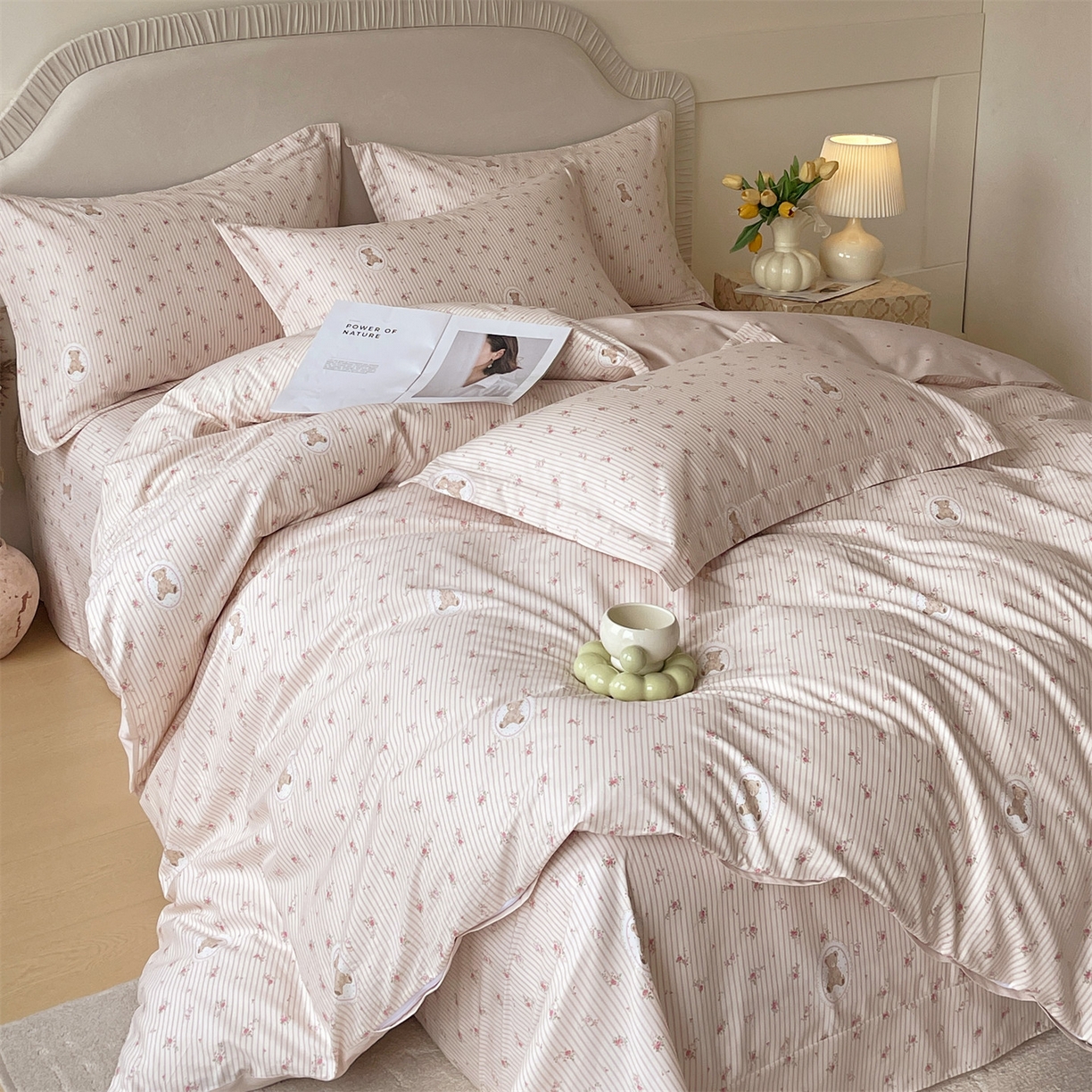 91家纺网 家纺一手货源 找家纺 宝齐莱家纺 2026新款全棉纯棉13372印花四件套 小确幸