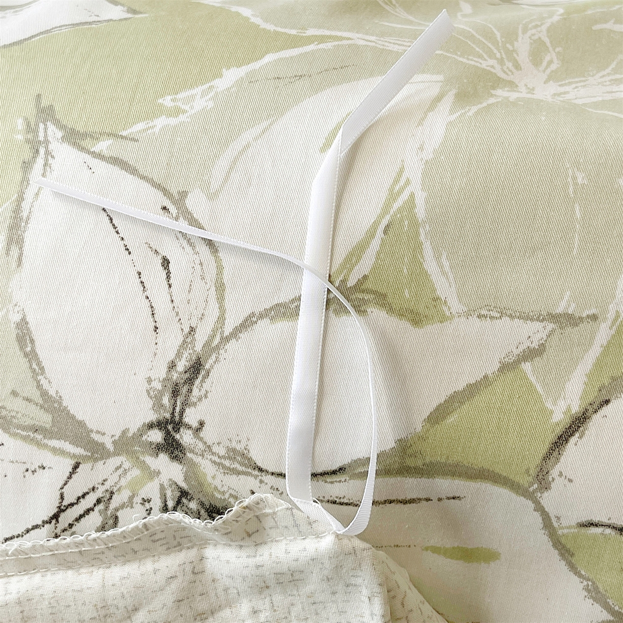 91家纺网 家纺一手货源 找家纺 宝齐莱家纺 2026新款全棉纯棉13372印花四件套 云间月