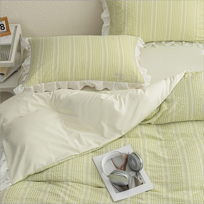 91家纺网 家纺一手货源 找家纺 恩和家纺 2026新款格子泡泡纱荷叶边四件套床单款床裙款套件 阳离子绿色
