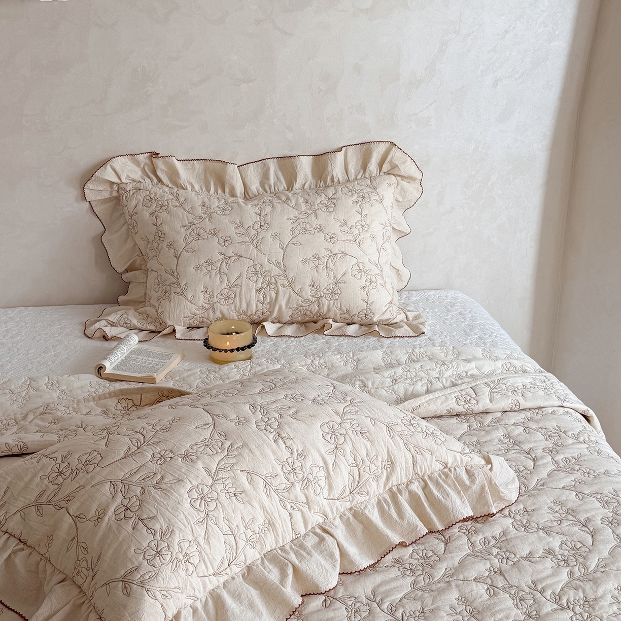 91家纺网 家纺一手货源 找家纺 琳可家居 2026新款东方美学棉麻床盖三件套四件套可搭配被套 素枝花曳