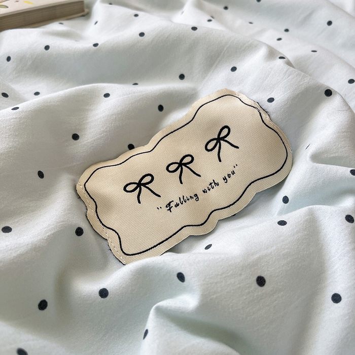 91家纺网 家纺一手货源 找家纺 （总）桃心家居 2026新款A类ins云柔水洗棉织标蝴蝶结毛球少女大豆单夏被夏被四件套系列