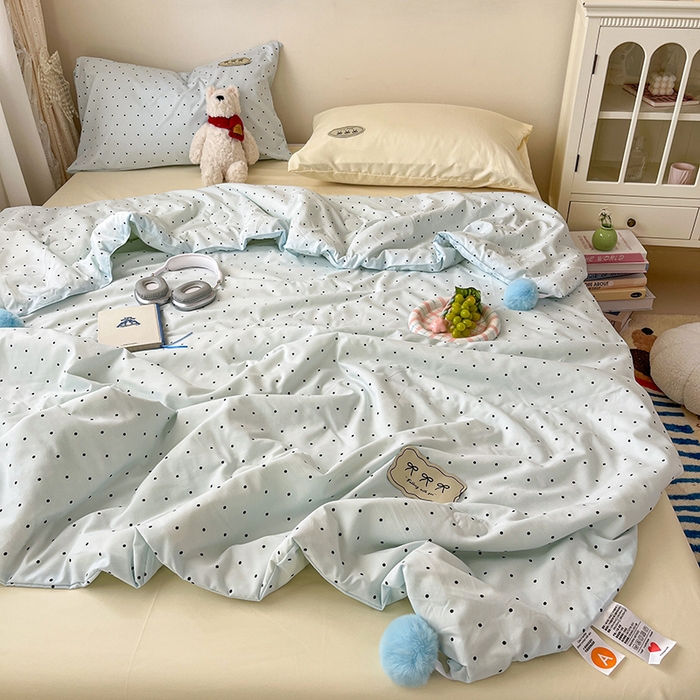 91家纺网 家纺一手货源 找家纺 （总）桃心家居 2026新款A类ins云柔水洗棉织标蝴蝶结毛球少女大豆单夏被夏被四件套系列