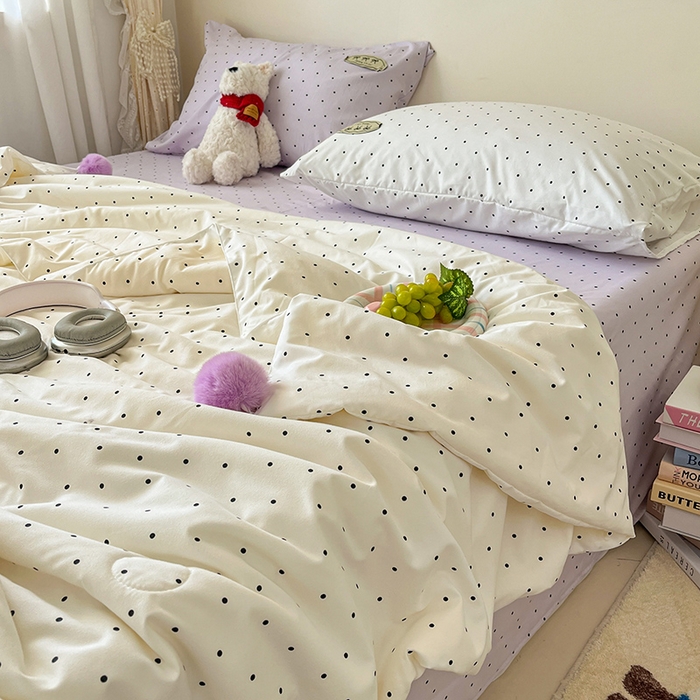 91家纺网 家纺一手货源 找家纺 桃心家居 2026新款A类ins云柔水洗棉织标蝴蝶结毛球少女大豆单夏被夏被四件套系列 水洗棉毛球-夏被芋泥波点