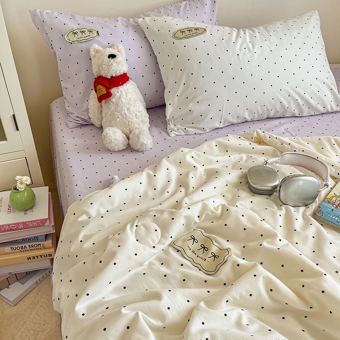 91家纺网 家纺一手货源 找家纺 桃心家居 2026新款A类ins云柔水洗棉织标蝴蝶结毛球少女大豆单夏被夏被四件套系列 水洗棉毛球-夏被芋泥波点