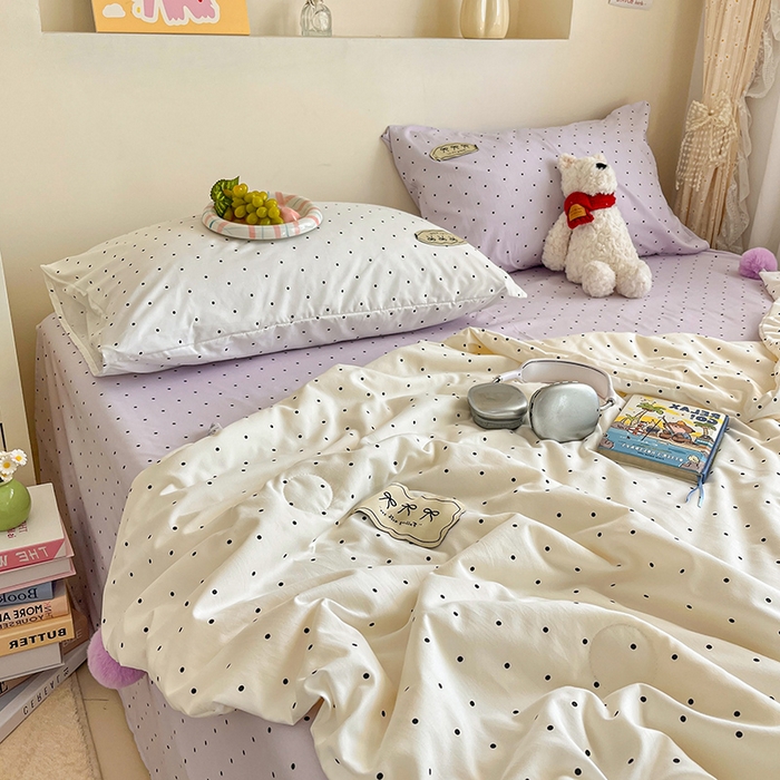 91家纺网 家纺一手货源 找家纺 桃心家居 2026新款A类ins云柔水洗棉织标蝴蝶结毛球少女大豆单夏被夏被四件套系列 水洗棉毛球-夏被芋泥波点