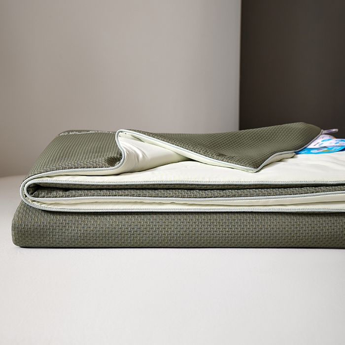 91家纺网 家纺一手货源 找家纺 鸣升家纺 2026新款氨纶提花凉感丝夏被西瓜被空调被冰淇淋夏凉被空调被 冰感-绿