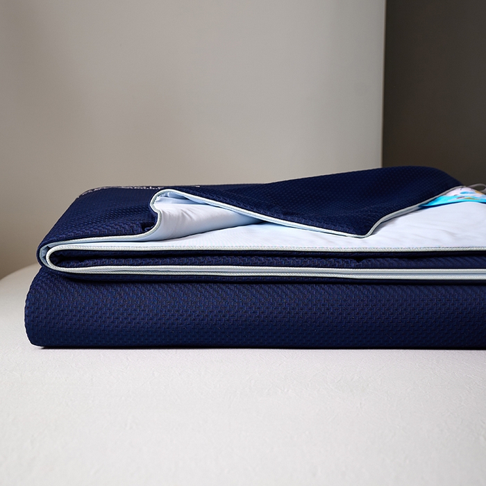 91家纺网 家纺一手货源 找家纺 鸣升家纺 2026新款氨纶提花凉感丝夏被西瓜被空调被冰淇淋夏凉被空调被 冰感-深蓝