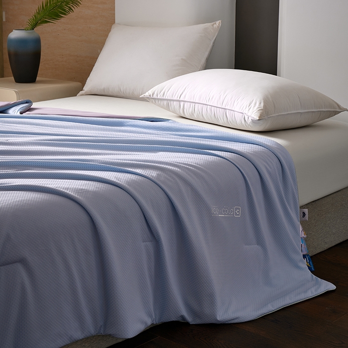 91家纺网 家纺一手货源 找家纺 鸣升家纺 2026新款氨纶提花凉感丝夏被西瓜被空调被冰淇淋夏凉被空调被 冰感-浅蓝