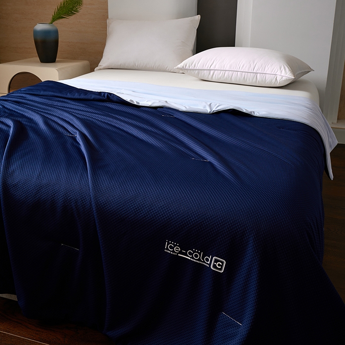 91家纺网 家纺一手货源 找家纺 鸣升家纺 2026新款氨纶提花凉感丝夏被西瓜被空调被冰淇淋夏凉被空调被 冰感-深蓝