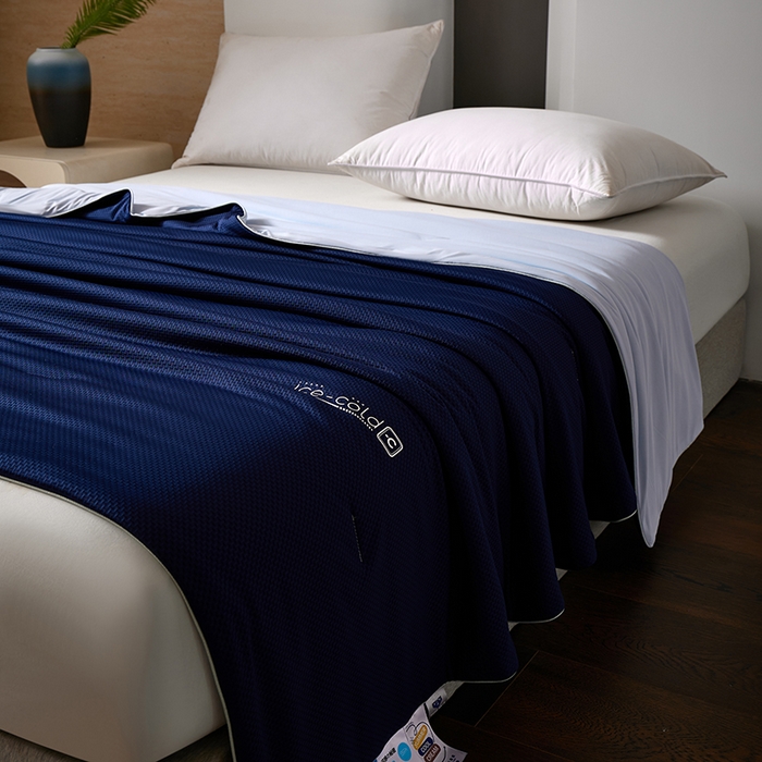 91家纺网 家纺一手货源 找家纺 鸣升家纺 2026新款氨纶提花凉感丝夏被西瓜被空调被冰淇淋夏凉被空调被 冰感-深蓝