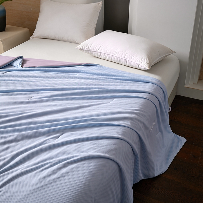 91家纺网 家纺一手货源 找家纺 鸣升家纺 2026新款氨纶提花凉感丝夏被西瓜被空调被冰淇淋夏凉被空调被 冰感-浅蓝