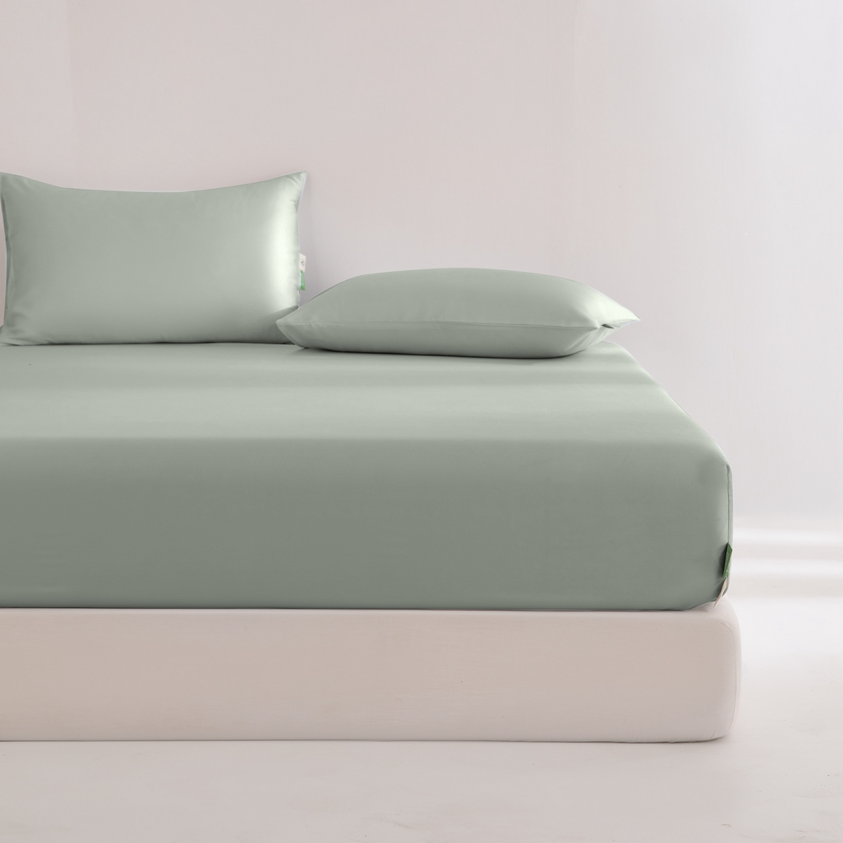 91家纺网 家纺一手货源 找家纺 （总）眠博士 2026新款60S天丝莱赛尔纯色床笠-场景二