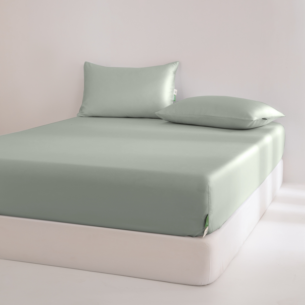 91家纺网 家纺一手货源 找家纺 （总）眠博士 2026新款60S天丝莱赛尔纯色床笠-场景二