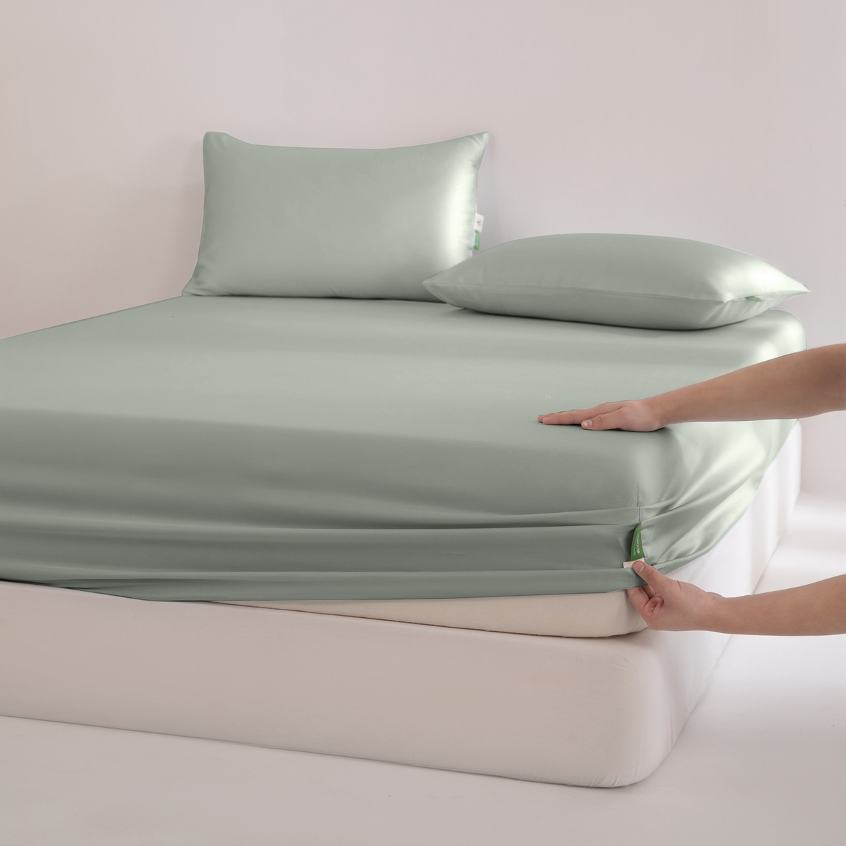 91家纺网 家纺一手货源 找家纺 （总）眠博士 2026新款60S天丝莱赛尔纯色床笠-场景二