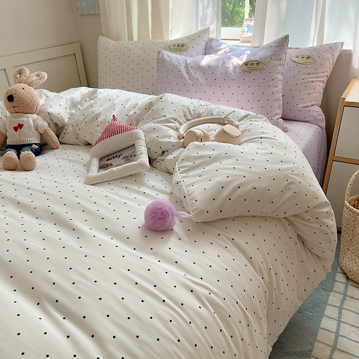 91家纺网 家纺一手货源 找家纺 桃心家居 2026新款A类ins云柔水洗棉织标混搭蝴蝶结毛球少女奶呼呼仙气四件套 水洗棉毛球-蝴蝶结芋泥波点