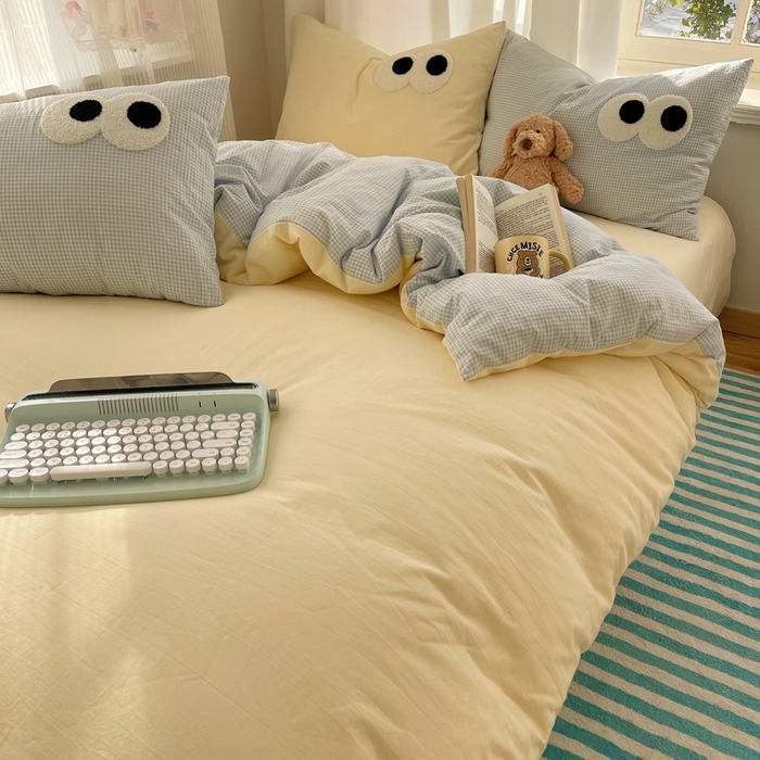 91家纺网 家纺一手货源 找家纺 桃心家居 2026新款A类亲肤舒适软糯云柔水洗棉大眼睛毛巾绣混搭格子撞色系列四件套 云柔水洗棉-大眼奶黄小蓝格