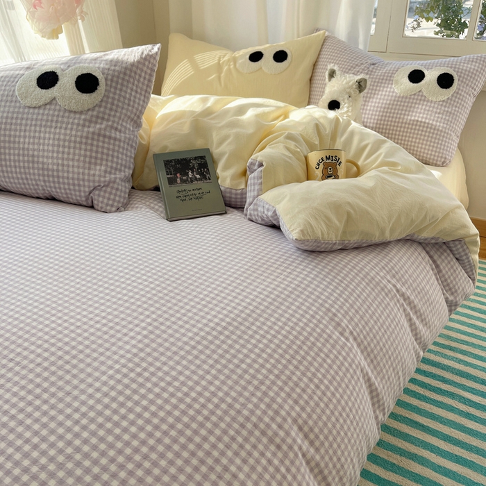 91家纺网 家纺一手货源 找家纺 桃心家居 2026新款A类亲肤舒适软糯云柔水洗棉大眼睛毛巾绣混搭格子撞色系列四件套 云柔水洗棉-大眼紫小格奶黄