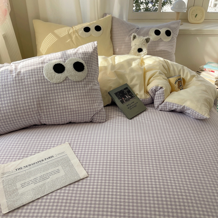 91家纺网 家纺一手货源 找家纺 桃心家居 2026新款A类亲肤舒适软糯云柔水洗棉大眼睛毛巾绣混搭格子撞色系列四件套 云柔水洗棉-大眼紫小格奶黄