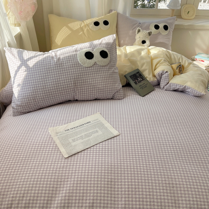 91家纺网 家纺一手货源 找家纺 桃心家居 2026新款A类亲肤舒适软糯云柔水洗棉大眼睛毛巾绣混搭格子撞色系列四件套 云柔水洗棉-大眼紫小格奶黄