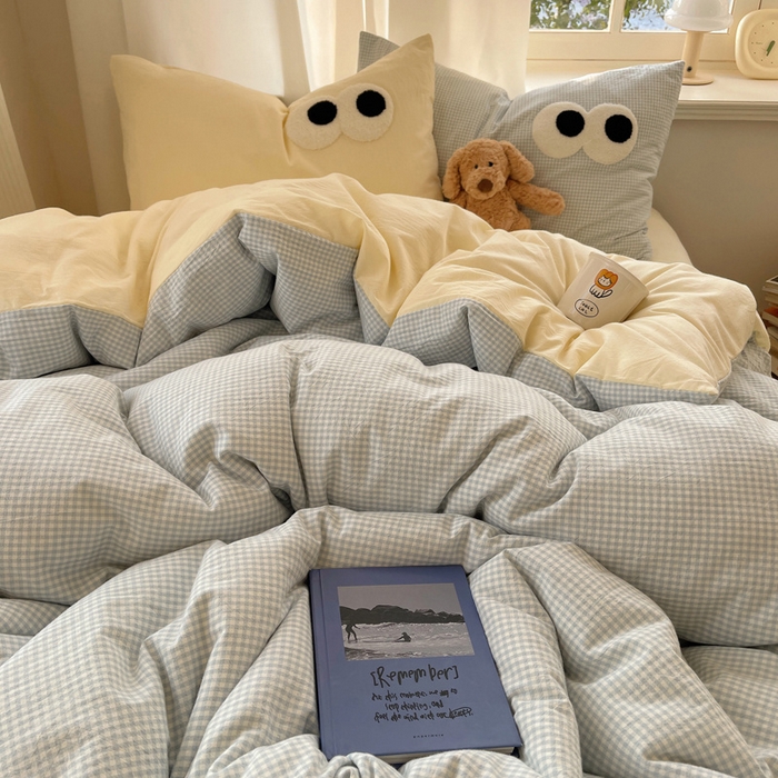 91家纺网 家纺一手货源 找家纺 桃心家居 2026新款A类亲肤舒适软糯云柔水洗棉大眼睛毛巾绣混搭格子撞色系列四件套 云柔水洗棉-大眼奶黄小蓝格2