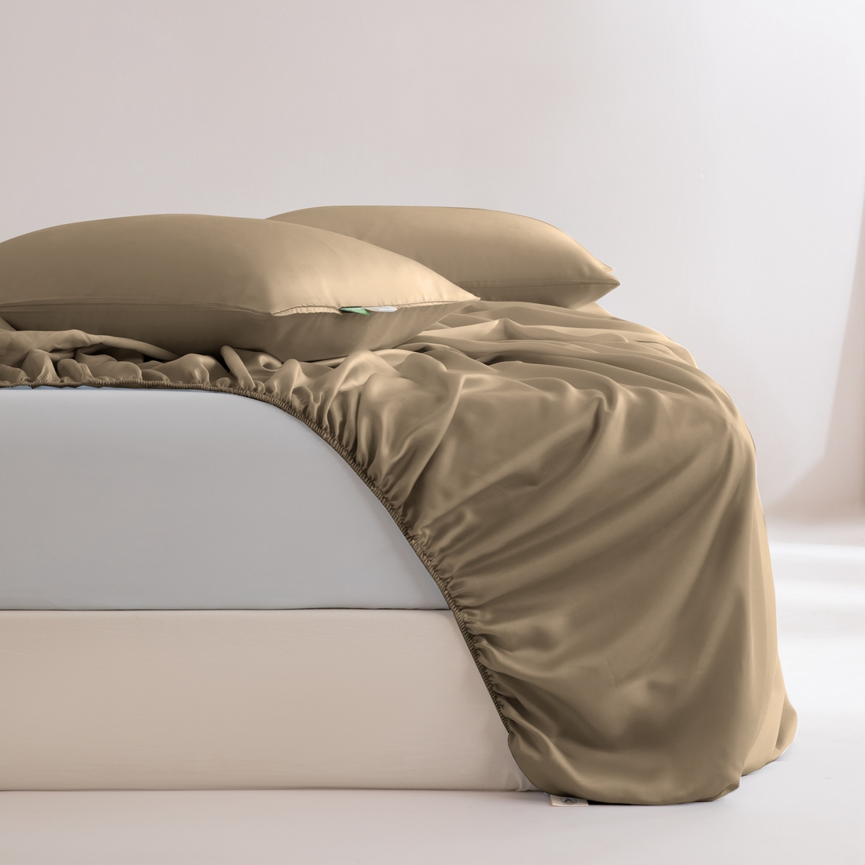 眠博士 2026新款60S天丝莱赛尔纯色床笠-场景二 60S天丝床笠-金咖