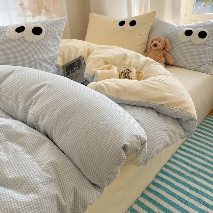 91家纺网 家纺一手货源 找家纺 桃心家居 2026新款A类亲肤舒适软糯云柔水洗棉大眼睛毛巾绣混搭格子撞色系列四件套 云柔水洗棉-大眼奶黄小蓝格2