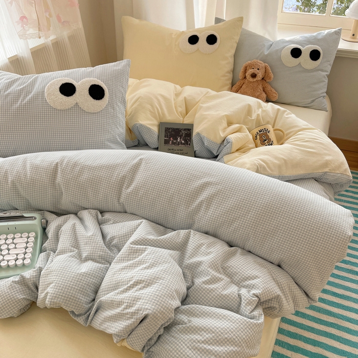 91家纺网 家纺一手货源 找家纺 桃心家居 2026新款A类亲肤舒适软糯云柔水洗棉大眼睛毛巾绣混搭格子撞色系列四件套 云柔水洗棉-大眼奶黄小蓝格2