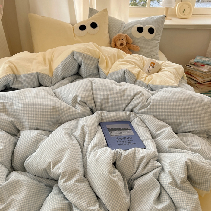 91家纺网 家纺一手货源 找家纺 桃心家居 2026新款A类亲肤舒适软糯云柔水洗棉大眼睛毛巾绣混搭格子撞色系列四件套 云柔水洗棉-大眼奶黄小蓝格2