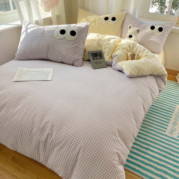 91家纺网 家纺一手货源 找家纺 桃心家居 2026新款A类亲肤舒适软糯云柔水洗棉大眼睛毛巾绣混搭格子撞色系列四件套 云柔水洗棉-大眼紫小格奶黄