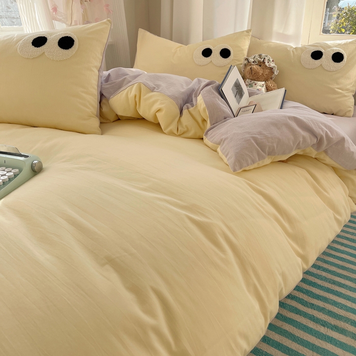 91家纺网 家纺一手货源 找家纺 桃心家居 2026新款A类亲肤舒适软糯云柔水洗棉大眼睛毛巾绣混搭格子撞色系列四件套 云柔水洗棉-大眼奶油葡萄