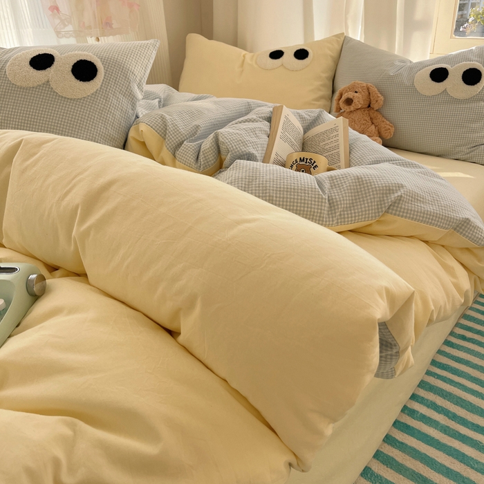 91家纺网 家纺一手货源 找家纺 桃心家居 2026新款A类亲肤舒适软糯云柔水洗棉大眼睛毛巾绣混搭格子撞色系列四件套 云柔水洗棉-大眼奶黄小蓝格