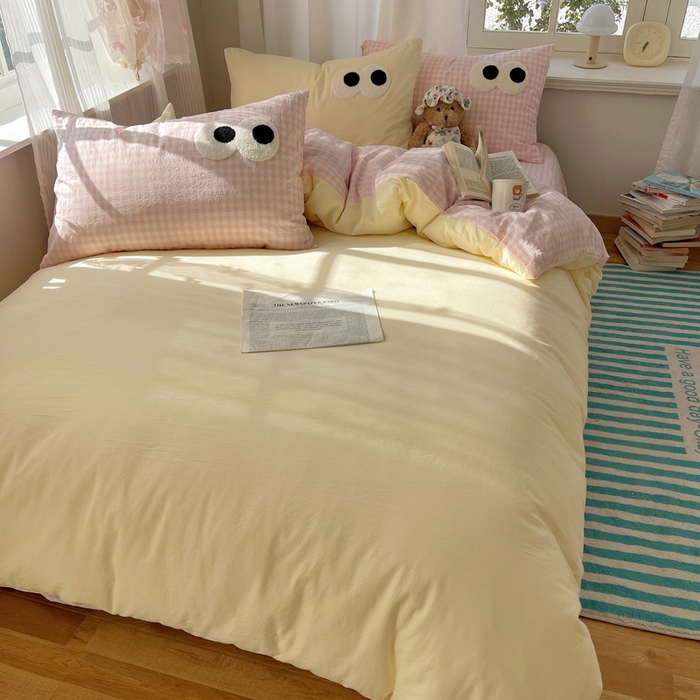 91家纺网 家纺一手货源 找家纺 桃心家居 2026新款A类亲肤舒适软糯云柔水洗棉大眼睛毛巾绣混搭格子撞色系列四件套 云柔水洗棉-大眼粉小格奶黄2