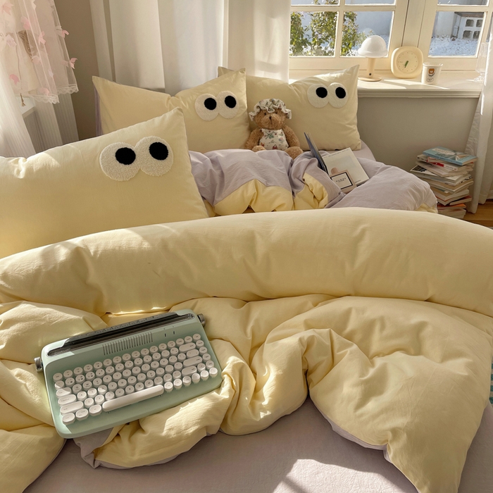 91家纺网 家纺一手货源 找家纺 桃心家居 2026新款A类亲肤舒适软糯云柔水洗棉大眼睛毛巾绣混搭格子撞色系列四件套 云柔水洗棉-大眼奶油葡萄