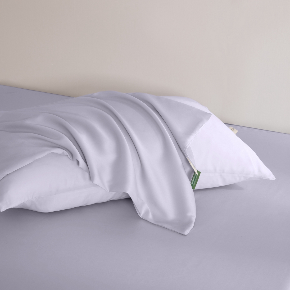 91家纺网 家纺一手货源 找家纺 眠博士 2026新款60S天丝莱赛尔纯色床笠-场景二 60S天丝床笠-迷香紫