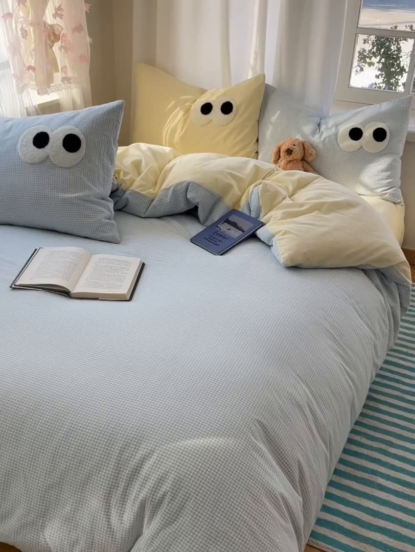 91家纺网 家纺一手货源 找家纺 桃心家居 2026新款A类亲肤舒适软糯云柔水洗棉大眼睛毛巾绣混搭格子撞色系列四件套 云柔水洗棉-大眼奶黄小蓝格2