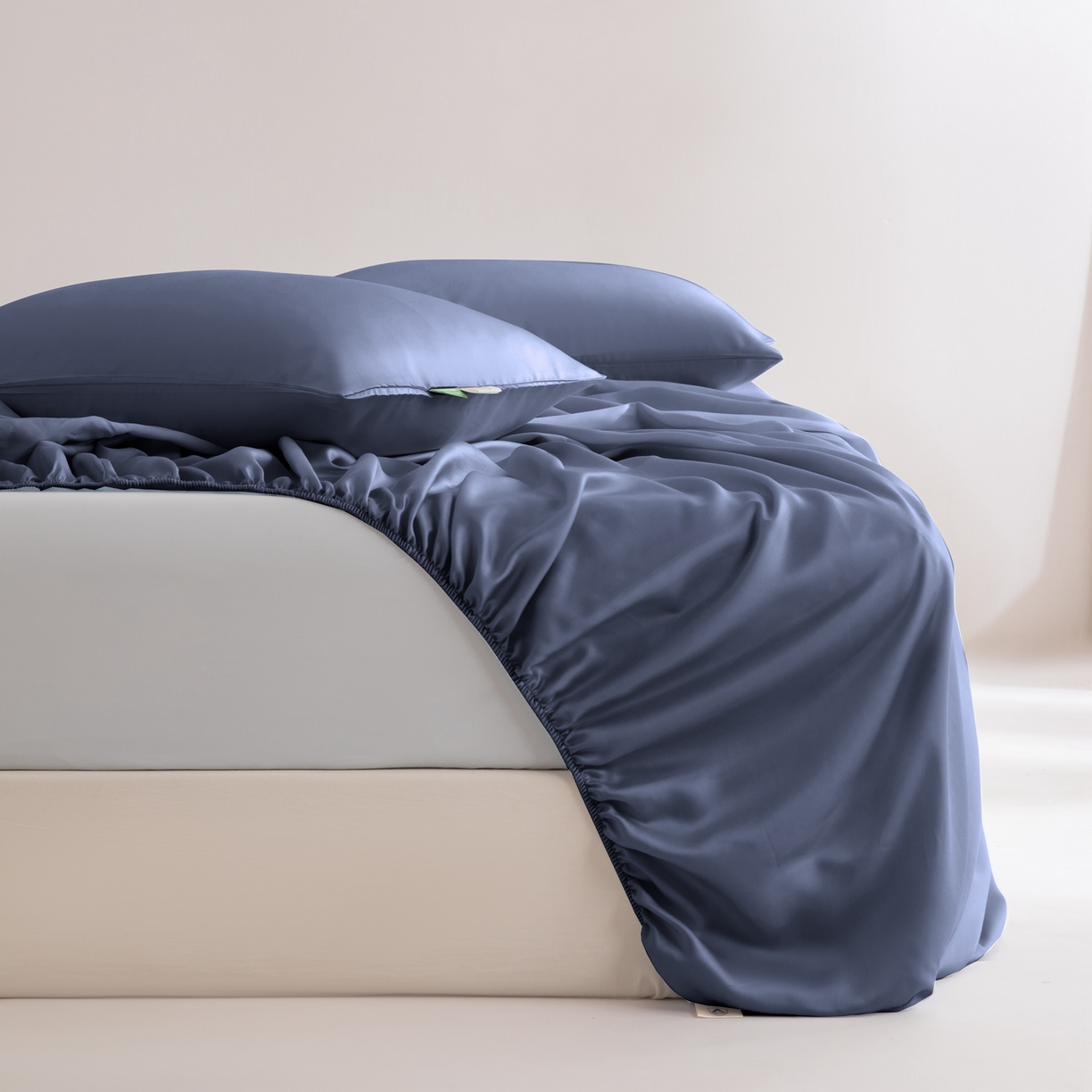 眠博士 2026新款60S天丝莱赛尔纯色床笠-场景二 60S天丝床笠-米亚蓝