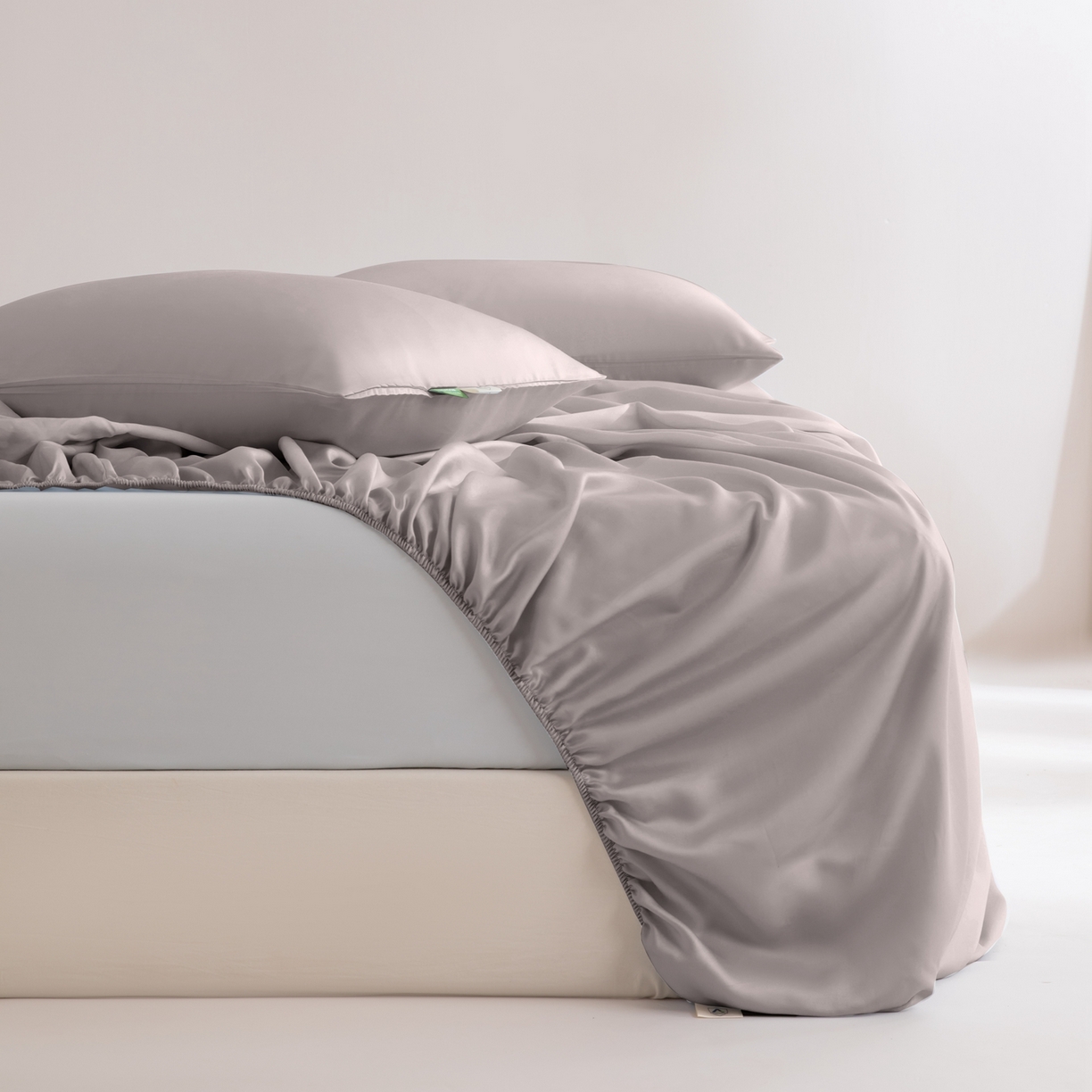 眠博士 2026新款60S天丝莱赛尔纯色床笠-场景二 60S天丝床笠-中茶色