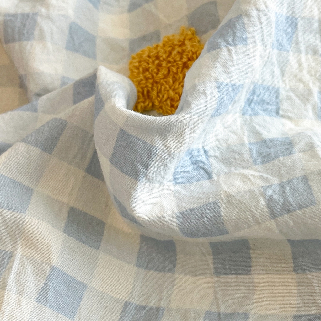 91家纺网 家纺一手货源 找家纺 桃心家居 2026新款A类亲肤舒适软糯云柔水洗棉少女卡通格子混搭毛巾绣水洗棉系列四件套 云柔水洗棉-毛巾绣甜品小熊