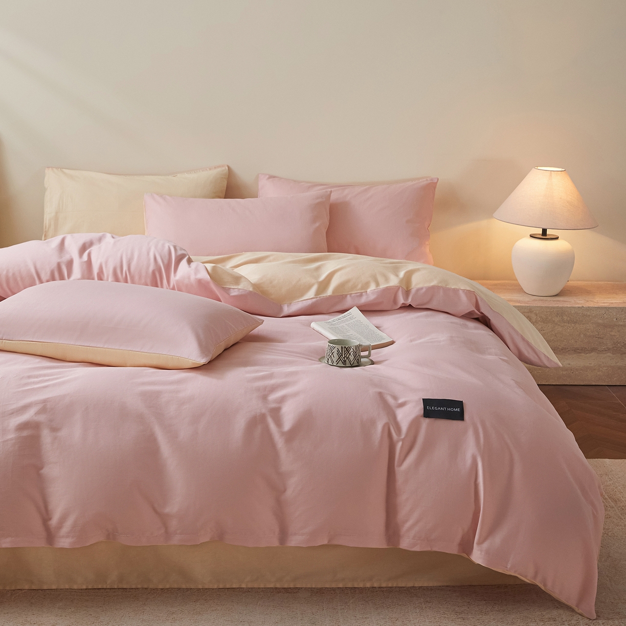 91家纺网 家纺一手货源 找家纺 寐眠 2026新款全棉纯棉纯色双拼四件套 柔粉浅榻