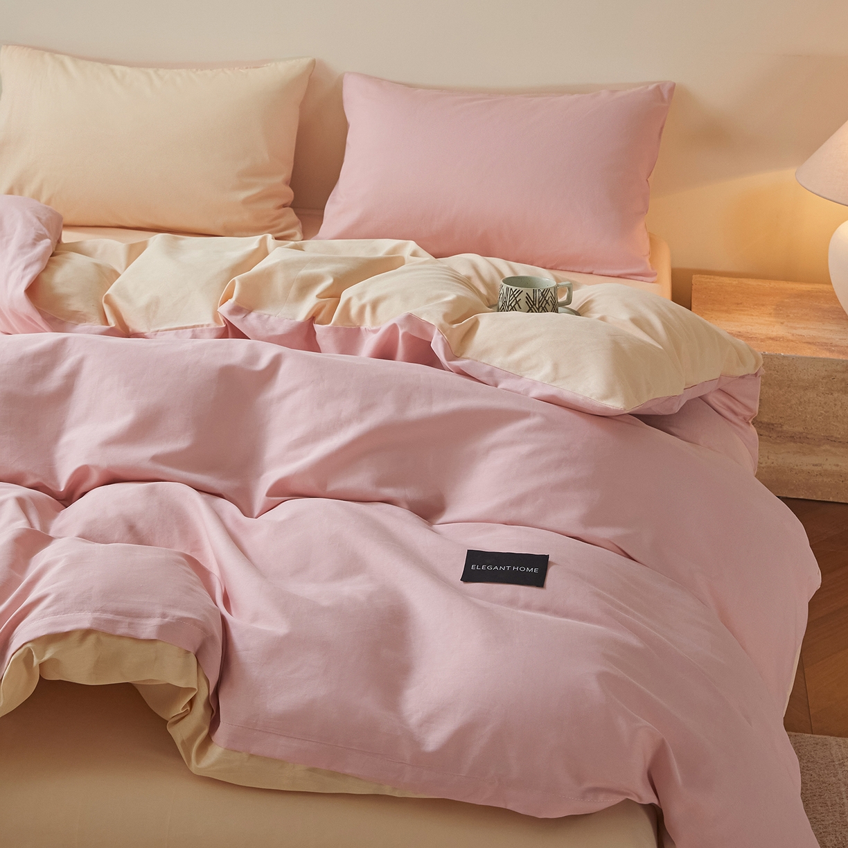 91家纺网 家纺一手货源 找家纺 寐眠 2026新款全棉纯棉纯色双拼四件套 柔粉浅榻