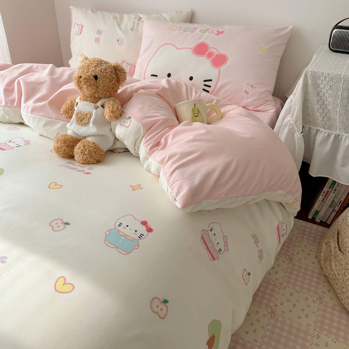 91家纺网 家纺一手货源 找家纺 桃心家居 2026新款A类亲肤舒适软糯云柔水洗棉数码印花混搭少女卡通奶乎乎系列四件套 云柔水洗棉-奶咖心愿猫