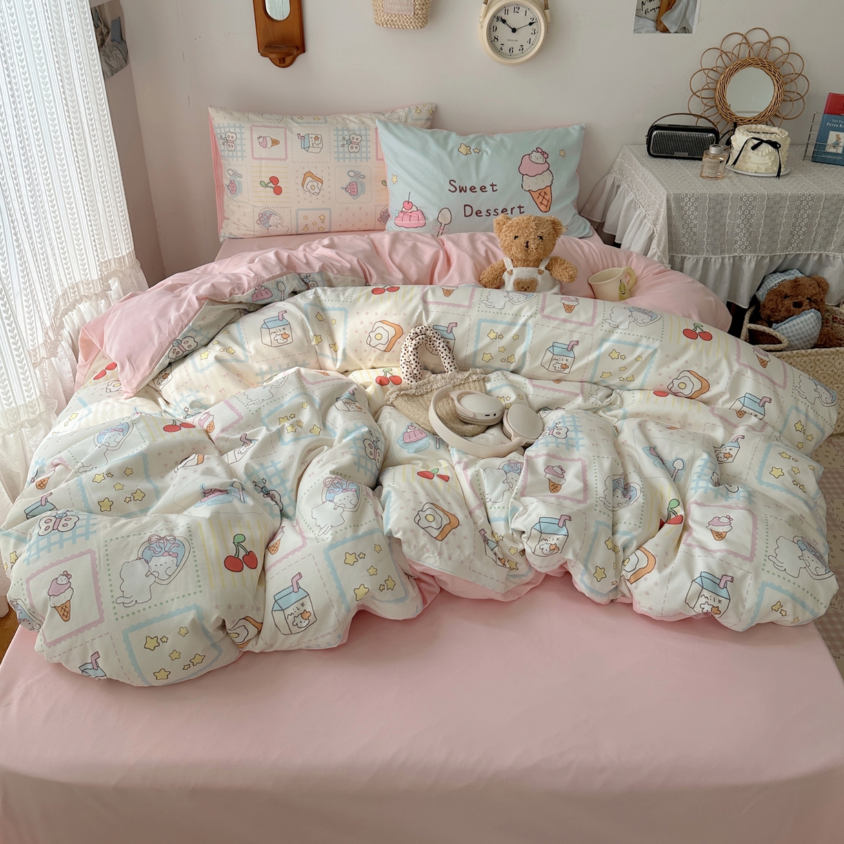 91家纺网 家纺一手货源 找家纺 桃心家居 2026新款A类亲肤舒适软糯云柔水洗棉数码印花混搭少女卡通奶乎乎系列四件套 云柔水洗棉-混搭甜品屋