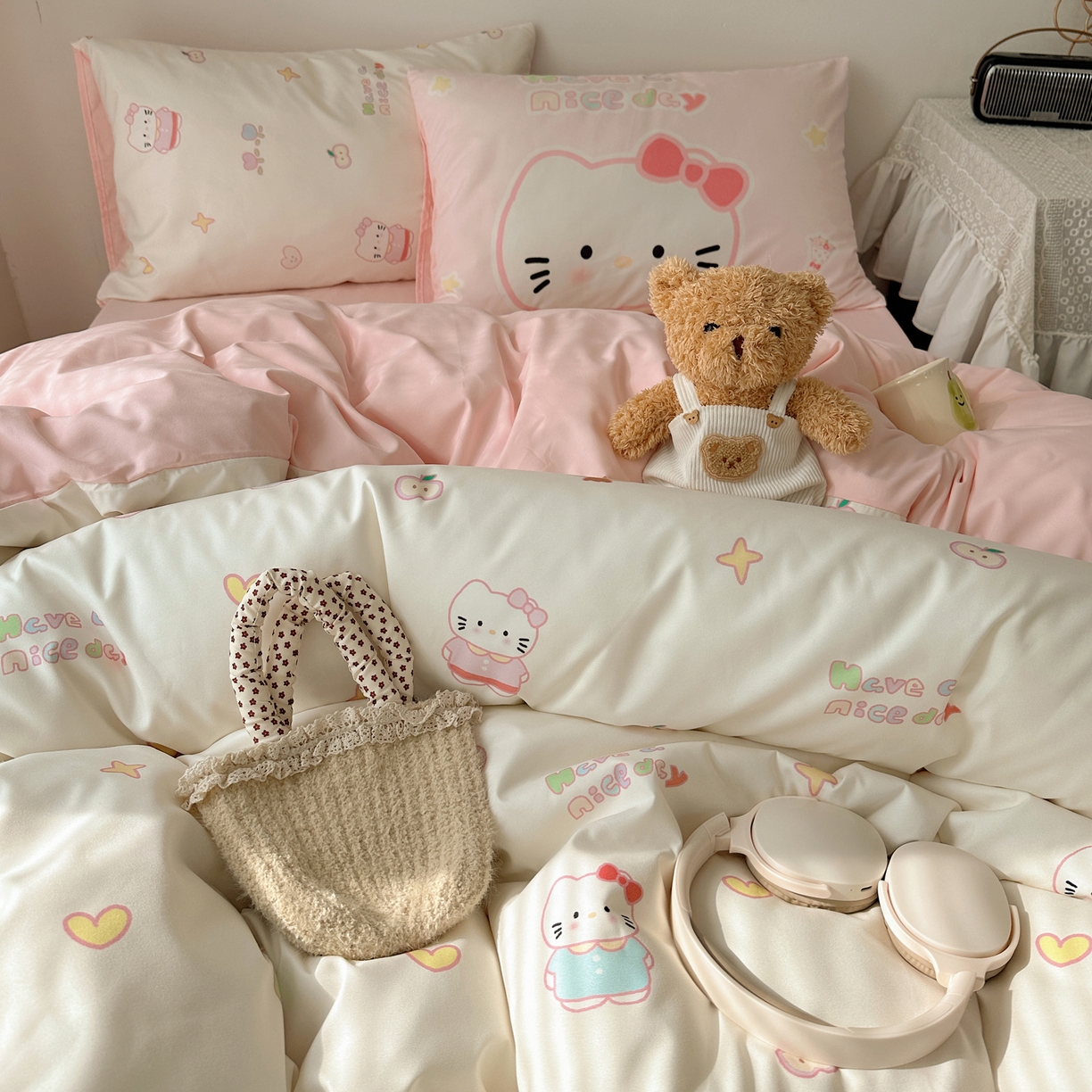 91家纺网 家纺一手货源 找家纺 桃心家居 2026新款A类亲肤舒适软糯云柔水洗棉数码印花混搭少女卡通奶乎乎系列四件套 云柔水洗棉-奶咖心愿猫